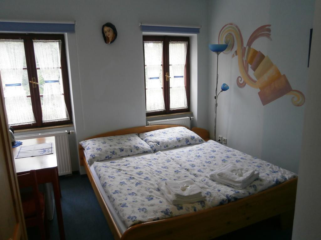 Penzion Po Vode Cesky Krumlov Luaran gambar